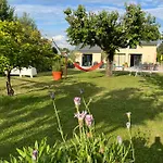 Chez Bea Calme Avec Sa Jolie Vue Sur Jardin, Confort Assure غرانفيل