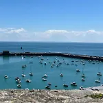 فندق مبيت وإفطار Chez Bea Calme Avec Sa Jolie Vue Sur Jardin, Confort Assure