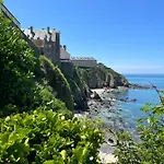 Chez Bea Calme Avec Sa Jolie Vue Sur Jardin, Confort Assure