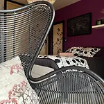 فندق مبيت وإفطار Chez Bea Calme Avec Sa Jolie Vue Sur Jardin, Confort Assure 3*