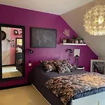 Panzió Chez Bea Calme Avec Sa Jolie Vue Sur Jardin, Confort Assure