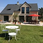 ベッド・アンド・ブレックファスト Chez Bea Calme Avec Sa Jolie Vue Sur Jardin, Confort Assure グランビル