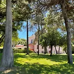 ベッド・アンド・ブレックファスト Chez Bea Calme Avec Sa Jolie Vue Sur Jardin, Confort Assure 3*