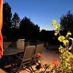 Chez Bea Calme Avec Sa Jolie Vue Sur Jardin, Confort Assure 3*