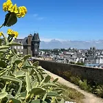 Chez Bea Calme Avec Sa Jolie Vue Sur Jardin, Confort Assure ベッド・アンド・ブレックファスト 3*