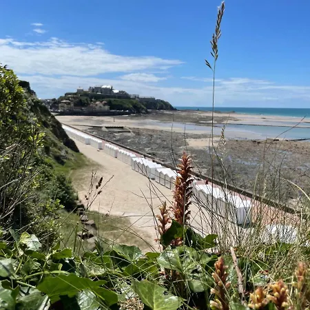 Chez Bea Отель типа 