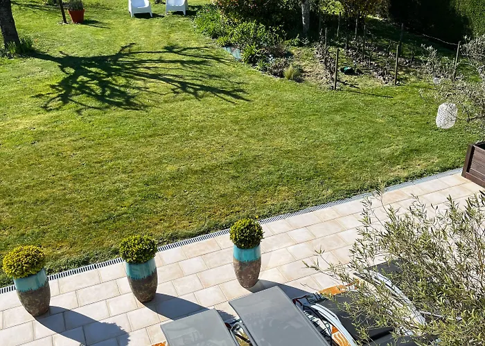 Bed & Breakfast Chez Bea Calme Avec Sa Jolie Vue Sur Jardin, Confort Assure 3*